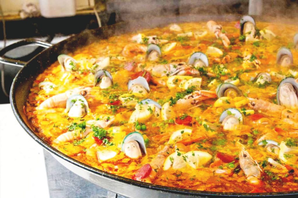 riesenpaella-paella-grande-foodtruck